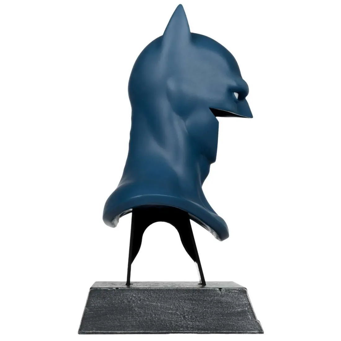 Реплика Маска Бэтмена 1:3 DC (Batman Hush) Batman Cowl 18см 179170