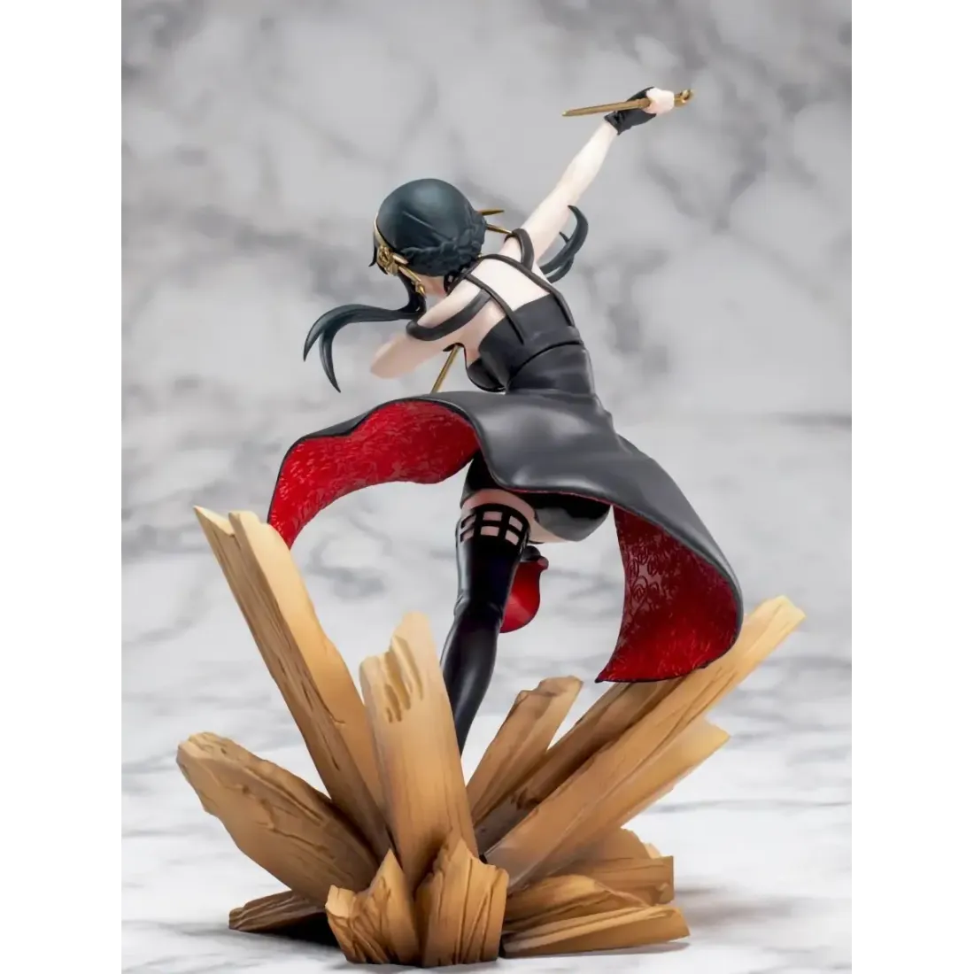 Фигурка Anime SEGA Семья шпиона Йор Форджер 19см. 4582733440101