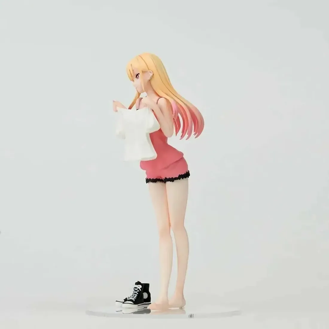 Фигурка аниме SEGA Эта фарфоровая кукла My Dress-Up Darling Марин Китагава 18см 39990