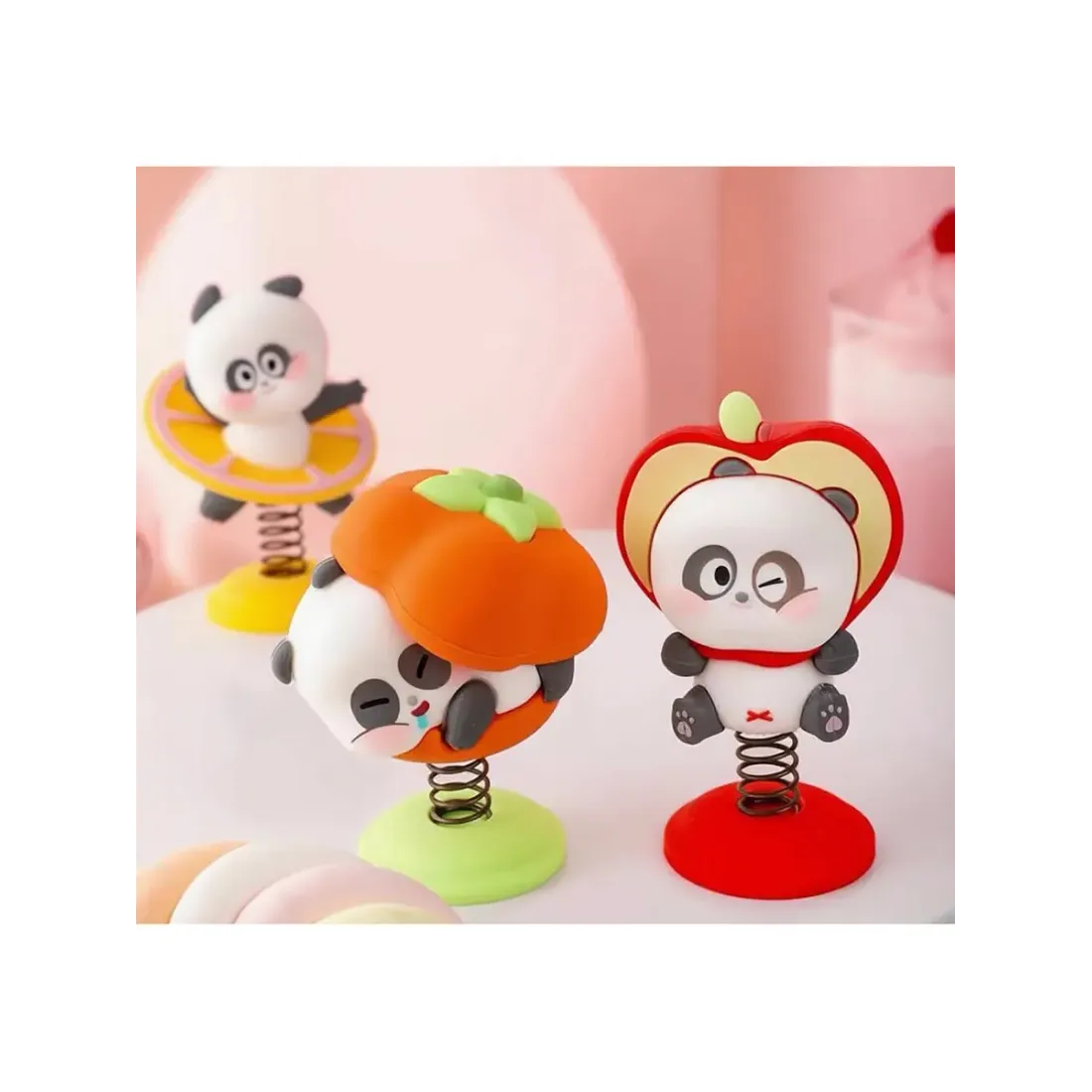 Фигурка Panda Little Q Lucky Shake Blind Box 1 шт 11 см