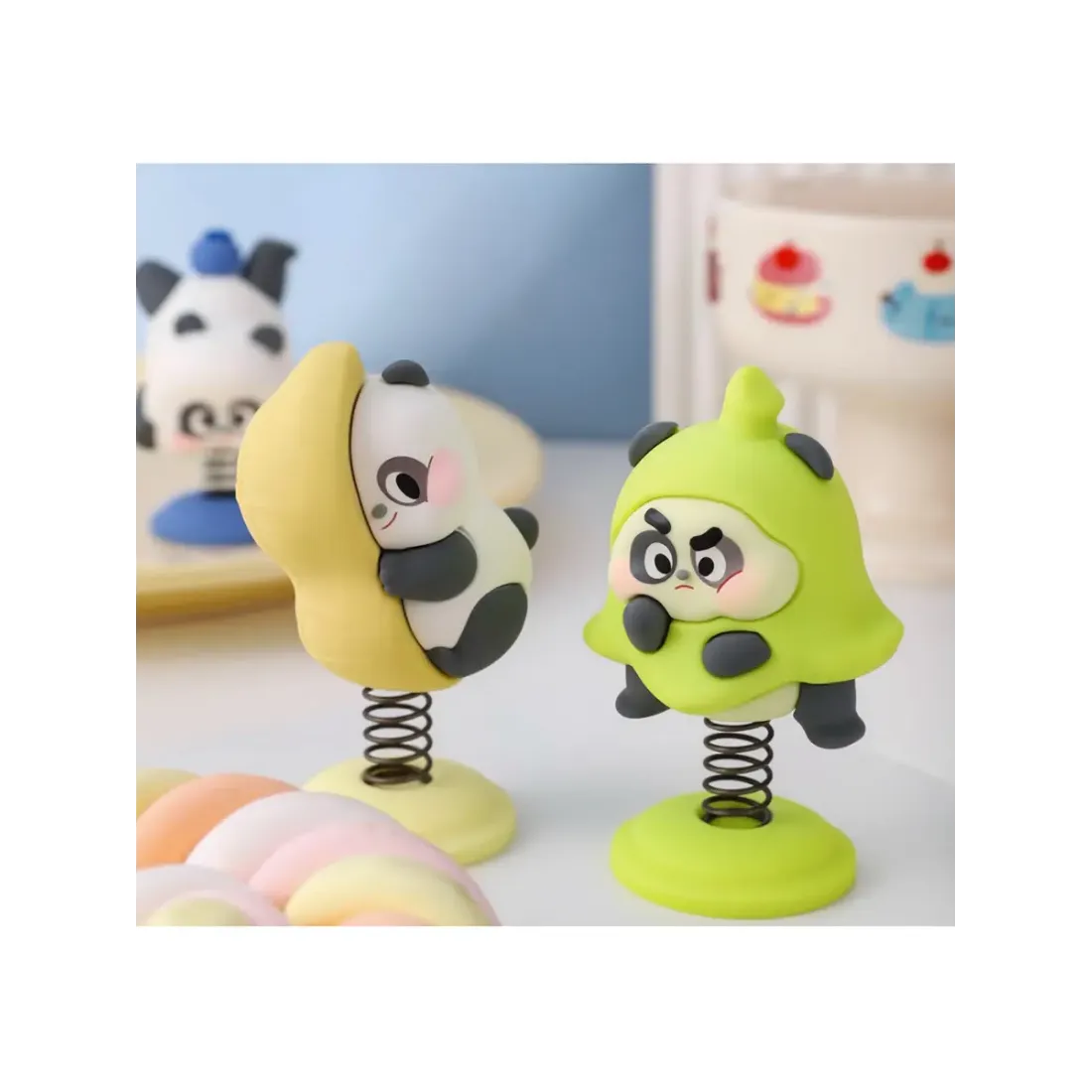 Фигурка Panda Little Q Lucky Shake Blind Box 1 шт 11 см
