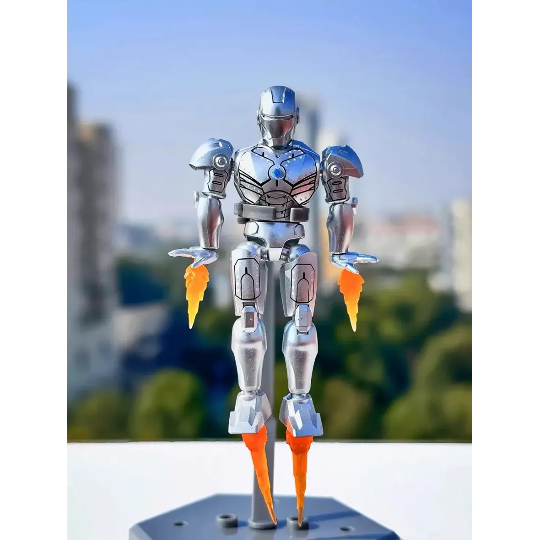 Сборная модель Мстители Железный человек Infinite Legend Doll Part 2 Blind Box 03602 1 шт 10 см