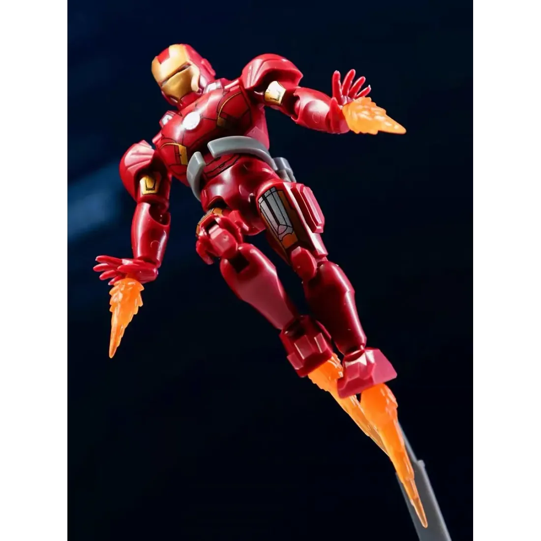 Сборная модель Мстители Железный человек Infinite Legend Doll Part 2 Blind Box 03602 1 шт 10 см