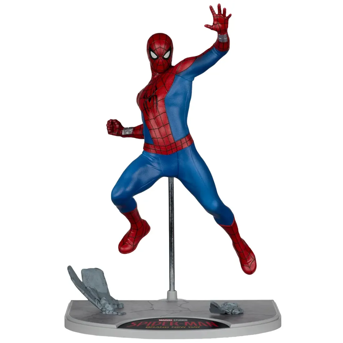 Фигурка Marvel Studios Collection Человек Паук Совершенно Новый День Человек паук 30 см 14888