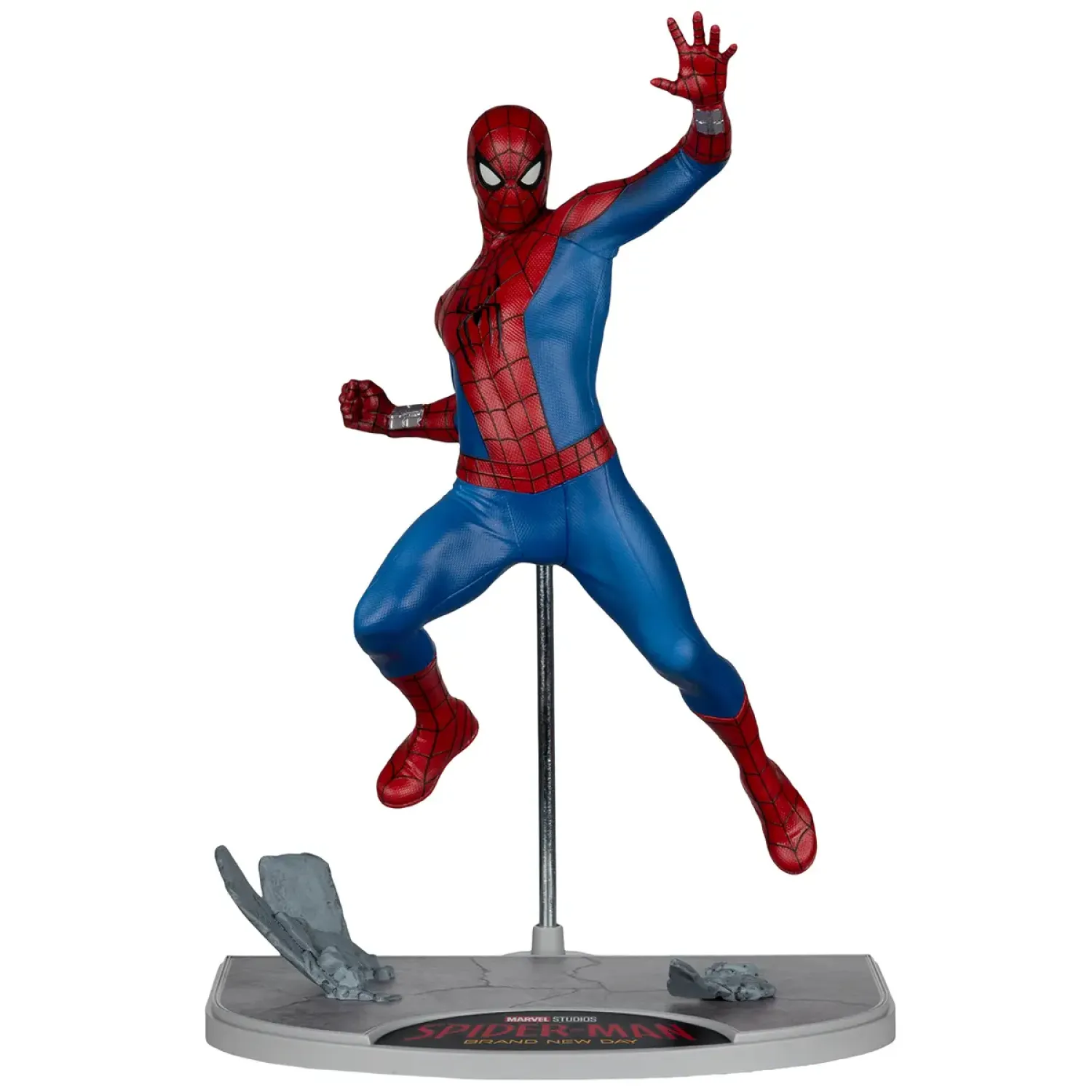 Фигурка Marvel Studios Collection Человек Паук Совершенно Новый День Человек паук 30 см 14888