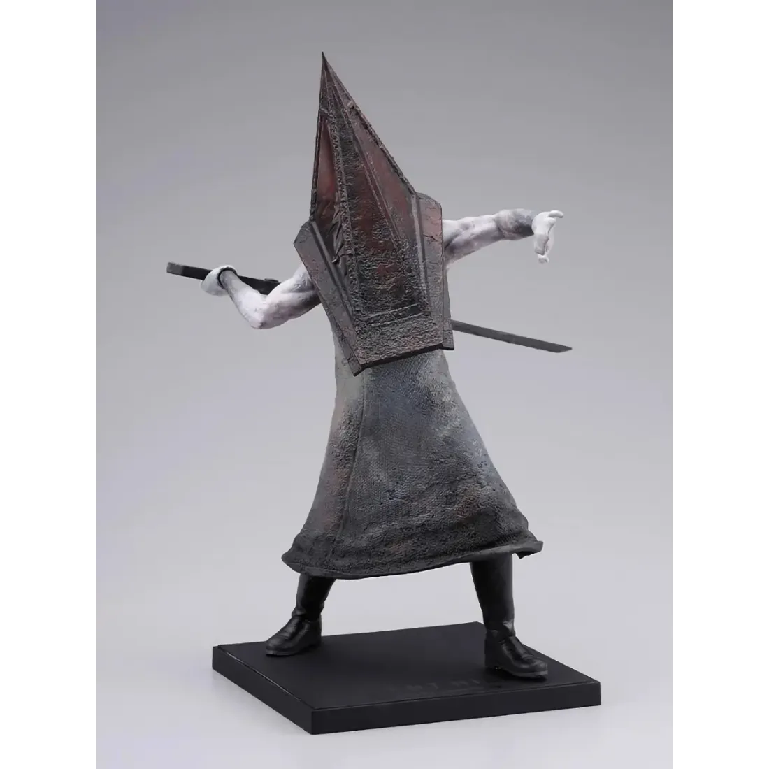 Фигурка Сайлент Хилл Пирамидоголовый (Silent Hill Red Pyramid Thing) OSHI WORKS 26 см GP017