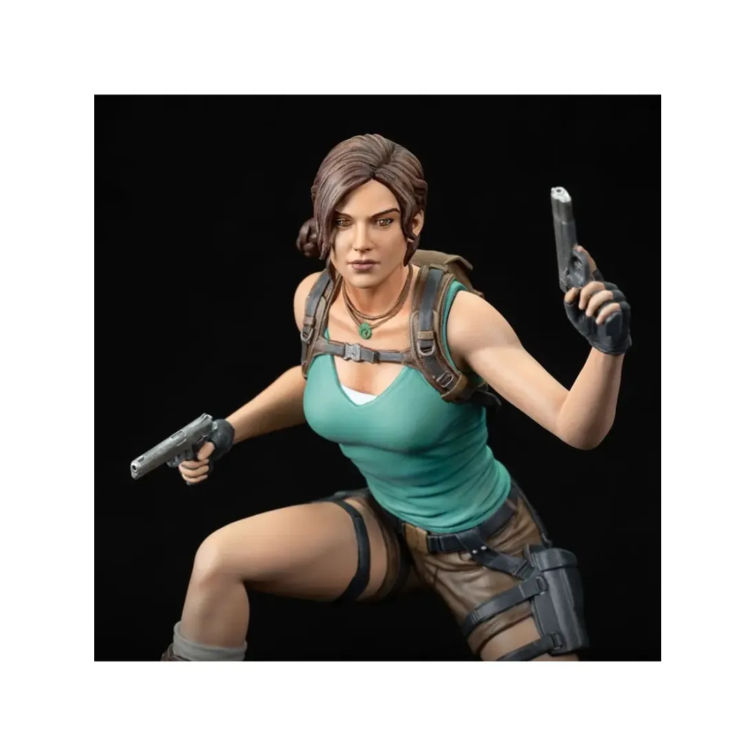 Фигурка Tomb Raider Lara Croft 24 см 3014-202