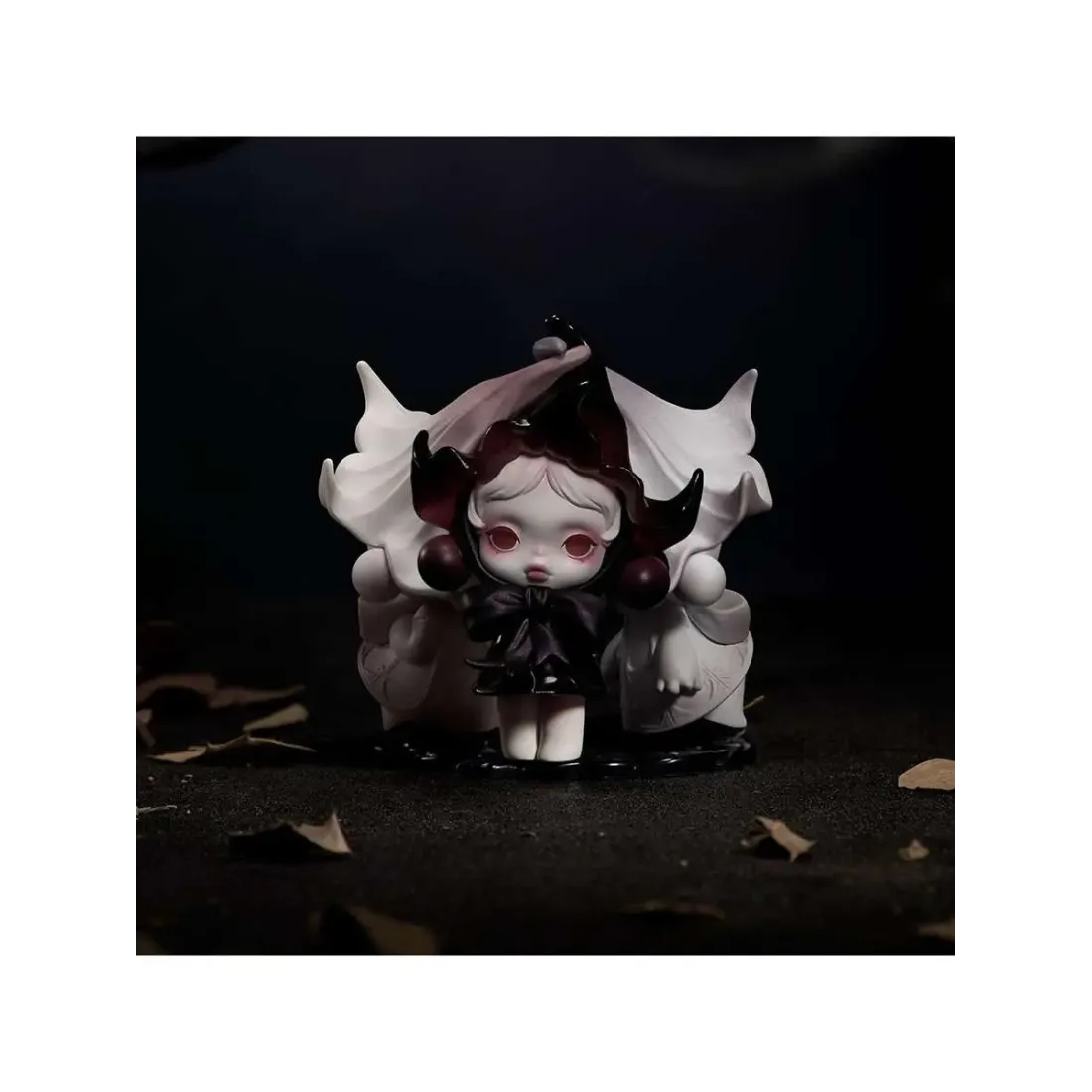 Фигурка Аниме Pop Mart Skullpanda  Four Acts of Flowers  1 шт 7 см 6939579879806