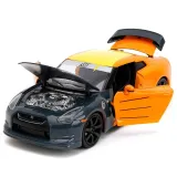 Модель Машинки c Фигуркой Hollywood Rides 1:24 2009 Nissan GTR with Naruto figure 33691