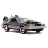 Модель Машинки Hollywood Rides 1:24 Назад в будущее Time Machine (Back To The Future 3) 32166