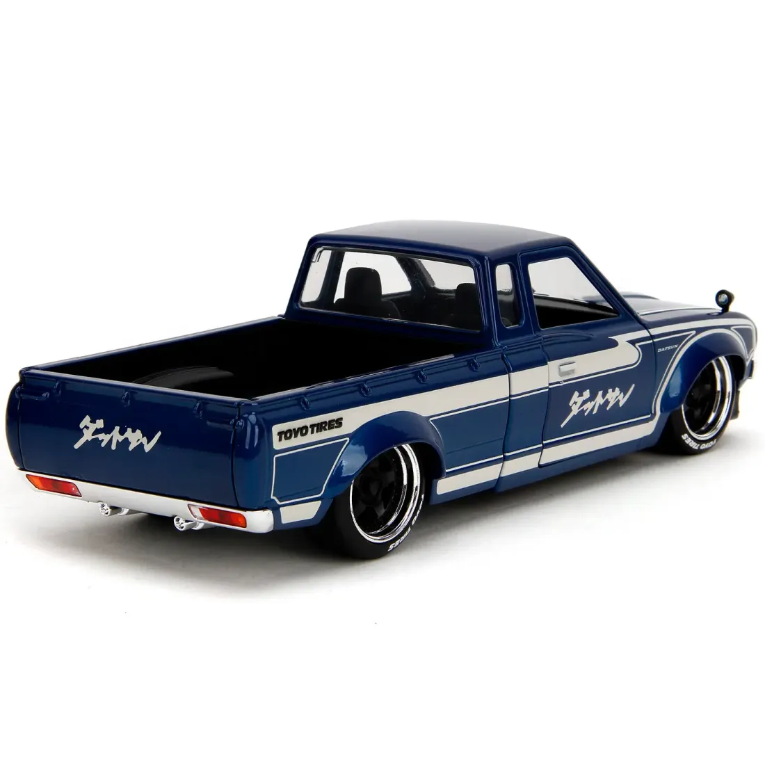 Модель Машинки 1:24 JDM Tuners 1972 Datsun 620 35953