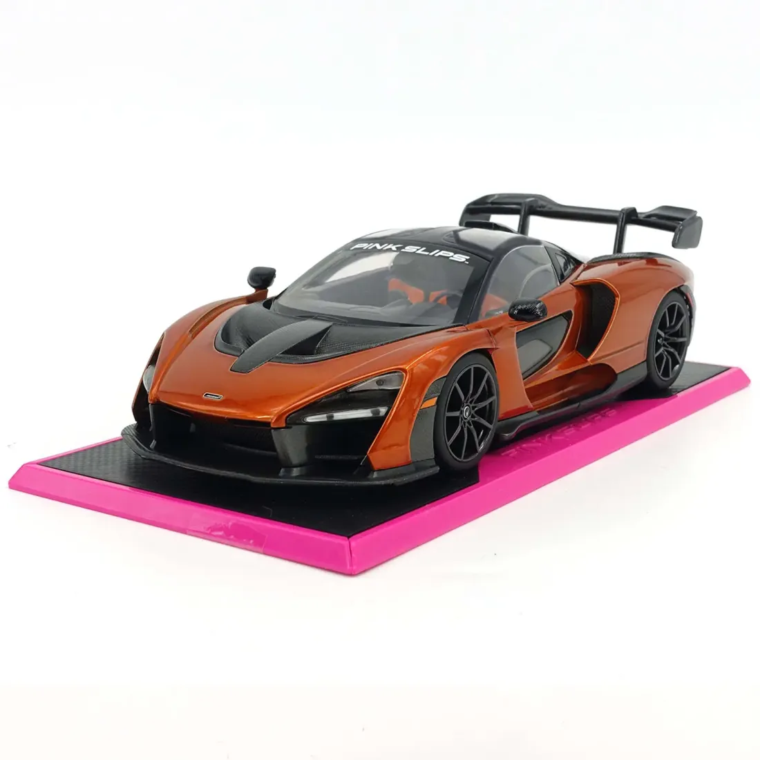 Модель Машинки 1:24 Pink Slips McLaren Senna New 35900