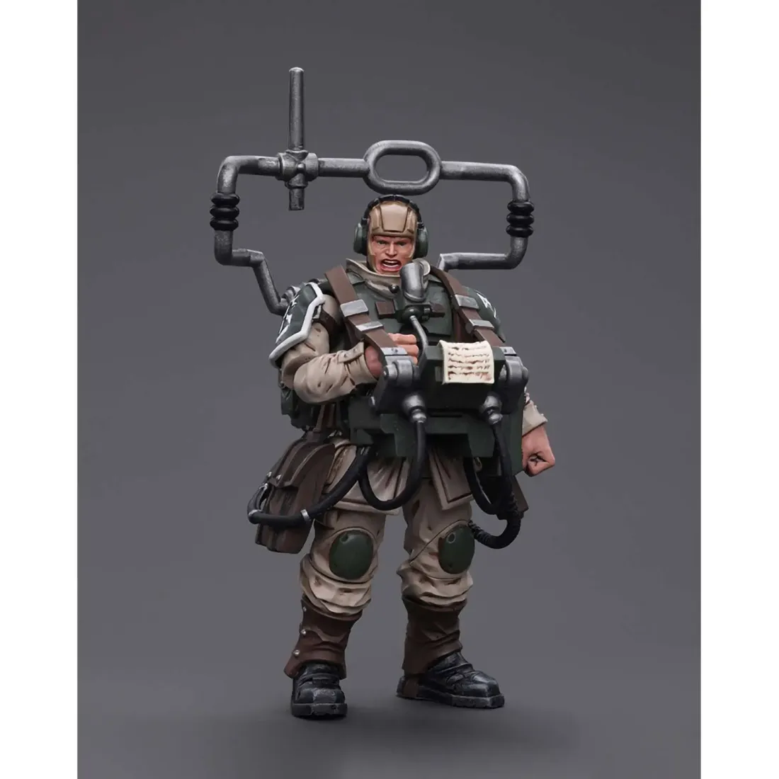 Фигурка Warhammer 40K Astra Militarum Cadian Command Squad Veteran with Master Vox 1:18