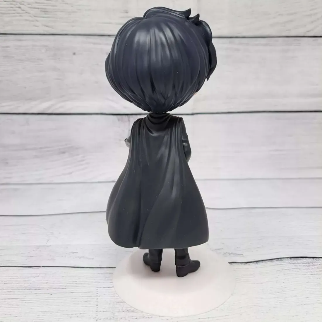 Фигурка Q Posket Pretty Guardian Sailor Moon Cosmos Tuxedo (Ver.A) 4983164198263