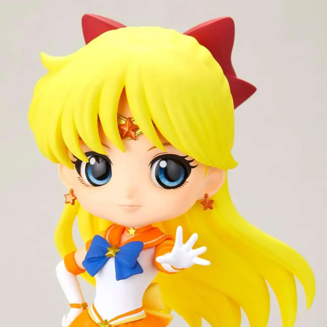 Фигурка Q Posket Pretty Guardian Sailor Moon Eternal Super Sailor Venus (Ver.A) 4983164883985