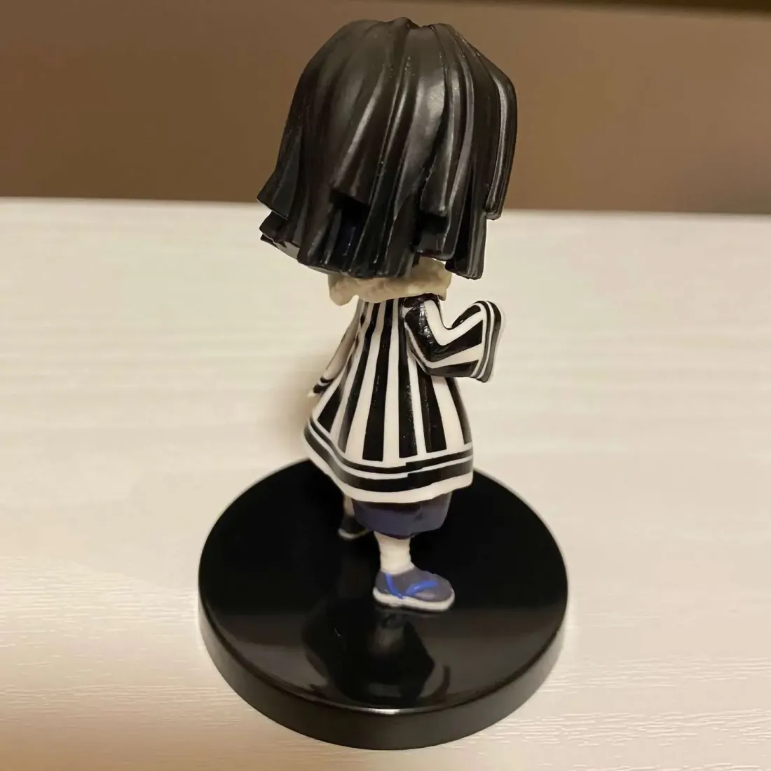 Фигурка Q Posket Obanai Iguro Ver. B 4983164188332