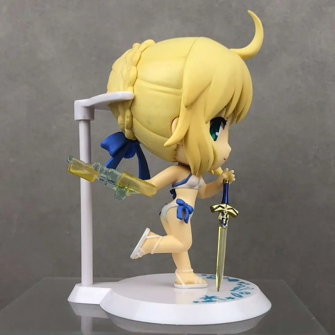 Фигурка Fate/Grand Order Chibi Artoria Pendragon Kyun 10cm 822898