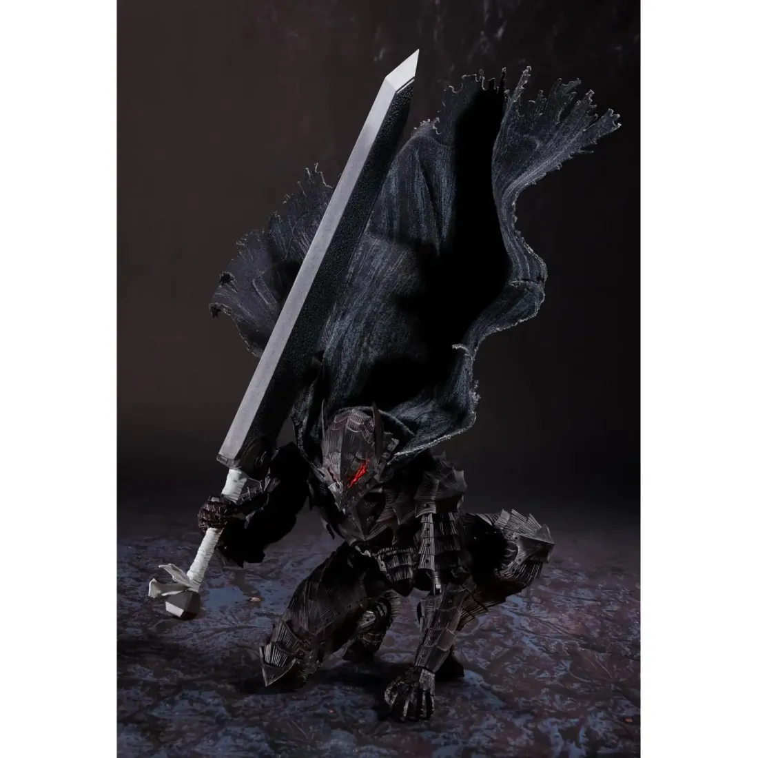Фигурка S.H.Figuarts Guts Berserker Armor Heat Of Passion 4573102656513