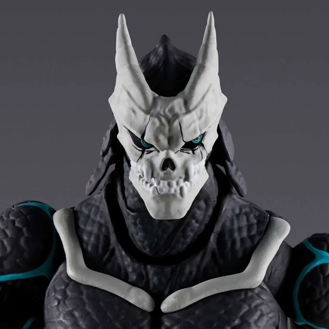 Фигурка аниме S.H.Figuarts Кайдзю номер восемь Kaiju No. 8 61760