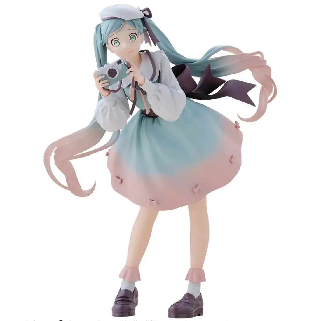 Фигурка аниме Хатсунэ Мику HATSUNE MIKU Holiday Memories Camera 20см 87813