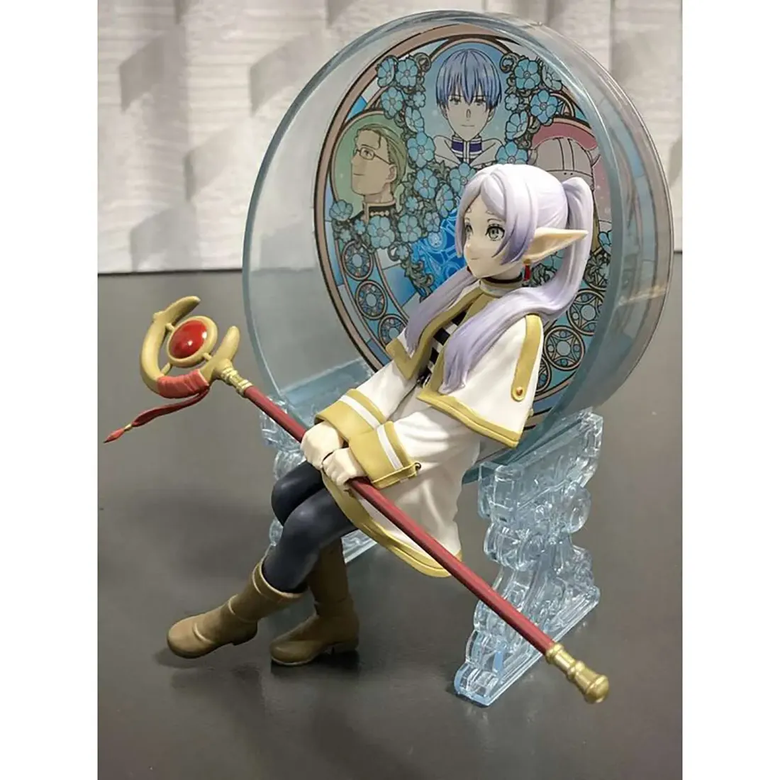 Фигурка аниме Провожающая в последний путь Фрирен Frieren Витраж Фрирен 15см 88964