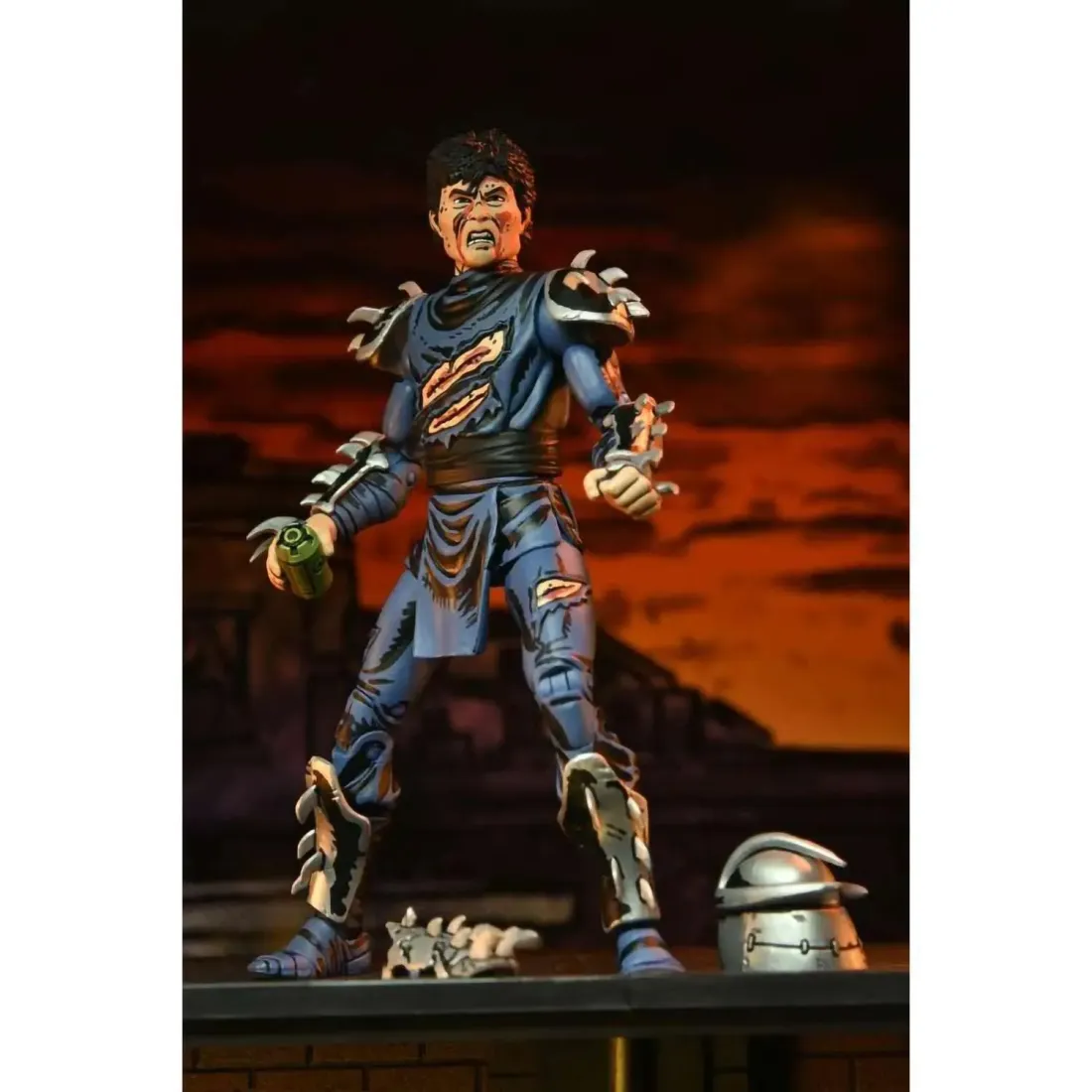 Фигурка Черепашки-ниндзя Mirage Comics Battle Damaged Shredder 18см 2542897