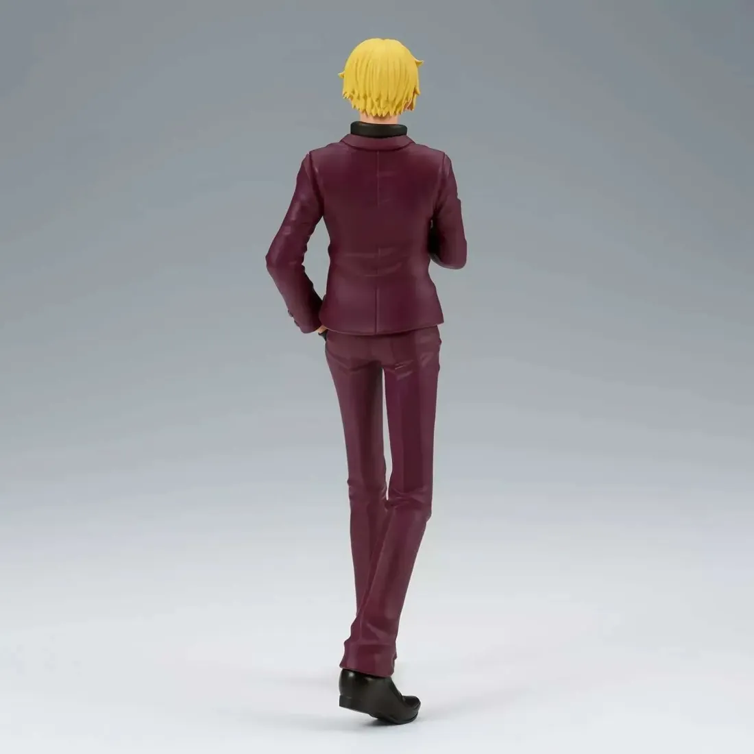 Фигурка One Piece The Shukko Sanji 17cm 4983164881844