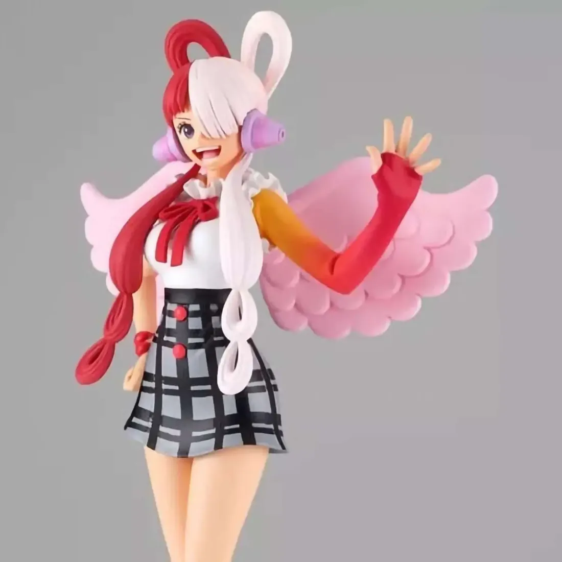 Фигурка One Piece DXF The Grandline Series Film Red Uta (16см) (88706) 4983164887068