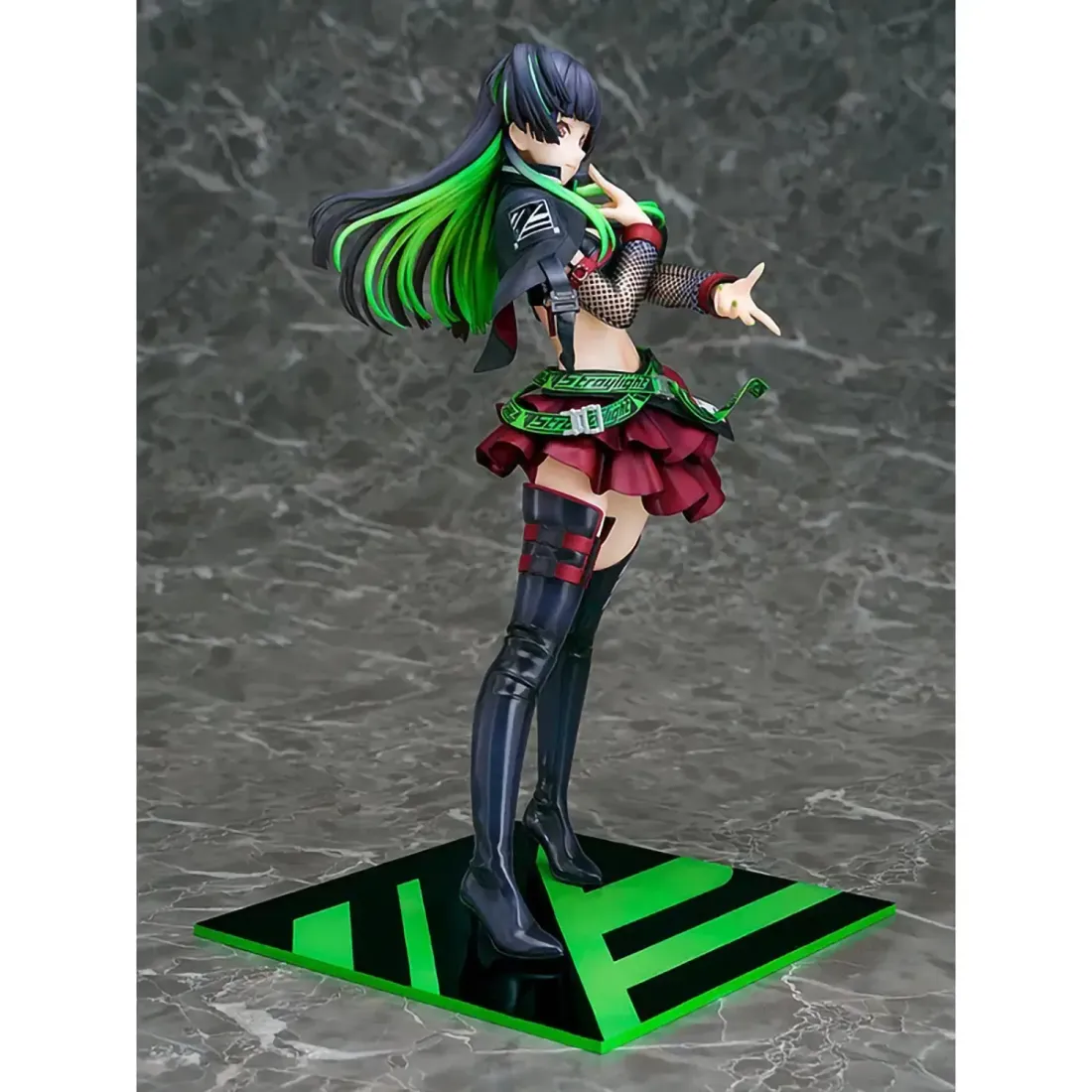 Фигурка аниме Фуюко Маюдзуми Идолмастер Neon Light Romancer Fuyuko Mayuzumi IDOLMASTER 4560308575786