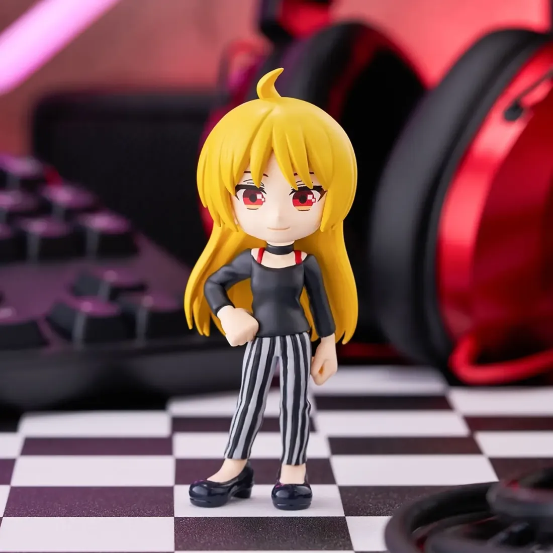 Фигурка аниме Bushiroad Одинокий Рокер BOCCHI THE ROCK 9см 1шт. 67853