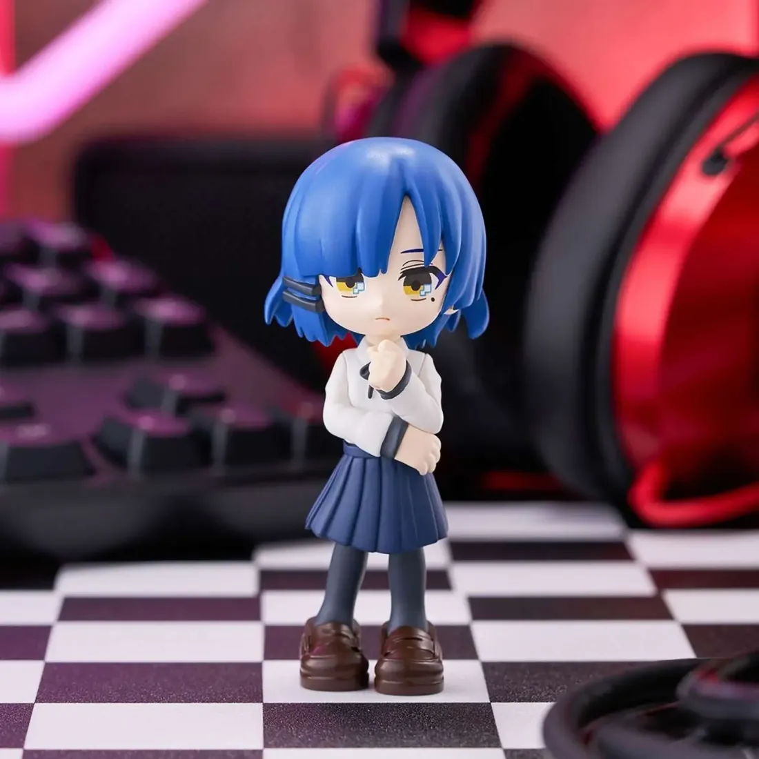 Фигурка аниме Bushiroad Одинокий Рокер BOCCHI THE ROCK 9см 1шт. 67853