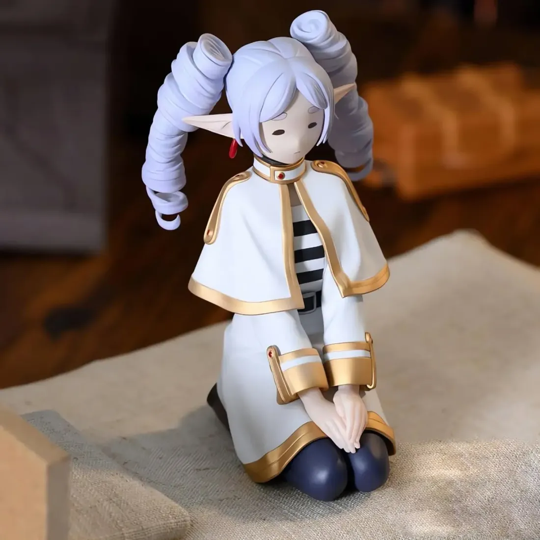 Фигурка аниме SEGA Провожающая в последний путь Фрирен Frieren 10см 44567