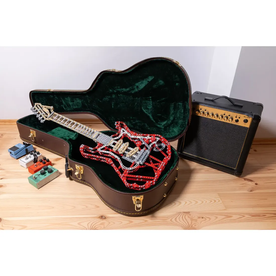 Конструктор металлический Metalcraft DIY 3D Гитара красная 5906018029420