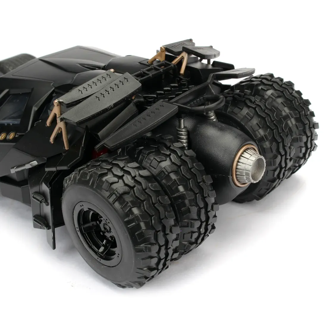 Модель Машинки Бэтмен 1:24 2008 The Dark Knight Batmobile 98261