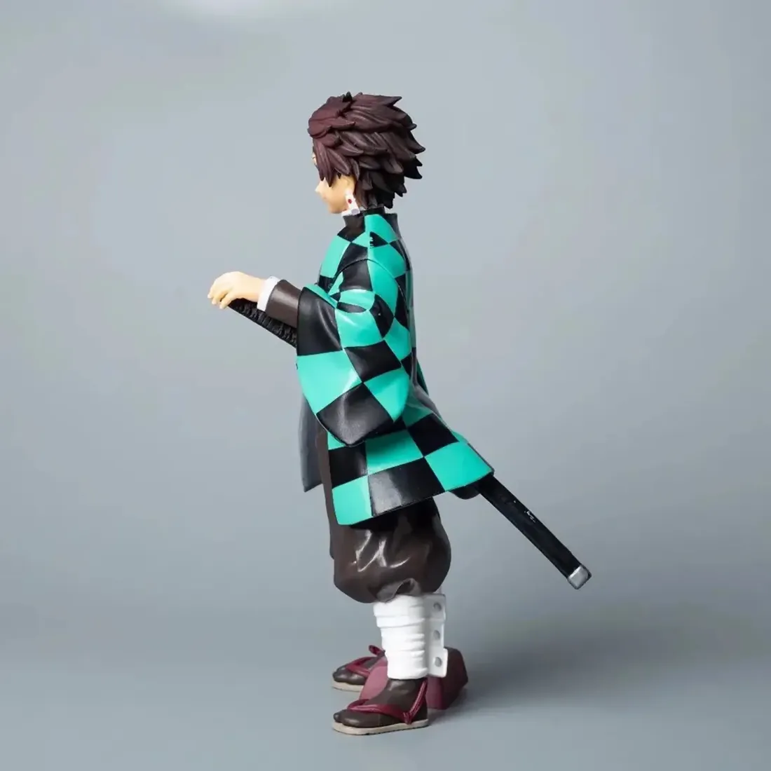 Фигурка Аниме Клинок рассекающий демонов Танджиро Камадо 24см BP29368P