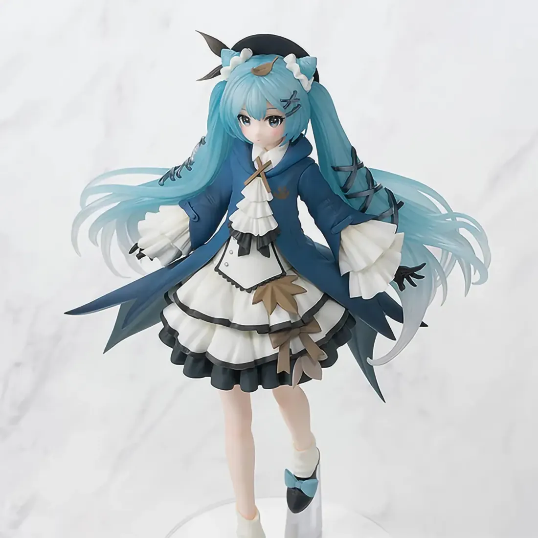 Фигурка Аниме SEGA Хатсуне Мику Hatsune Miku Autumn Outing 22см 4582733437866