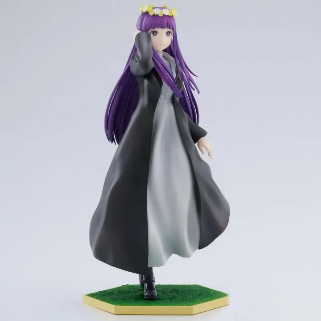 Фигурка Аниме SEGA Фрирен Frieren: Beyond Journey's End Ферн 18см 4582733448695