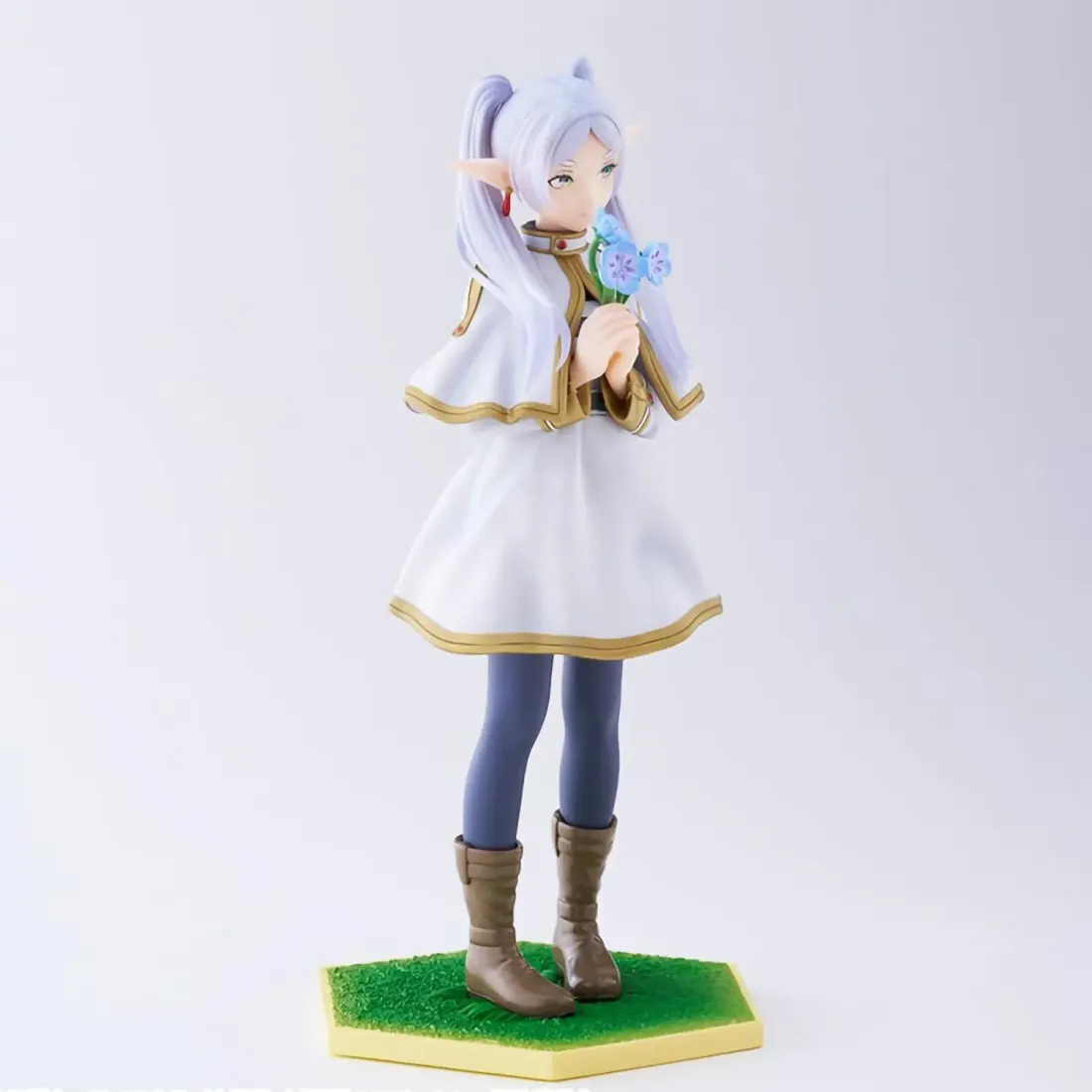 Фигурка Аниме SEGA Фрирен Frieren: Beyond Journey's End 18см 4582733448688